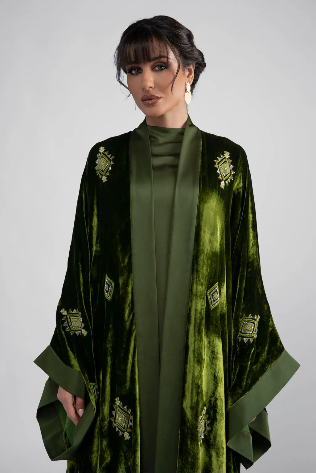 DCV2310 Emerald Enigma Green Velvet Velvet Abaya