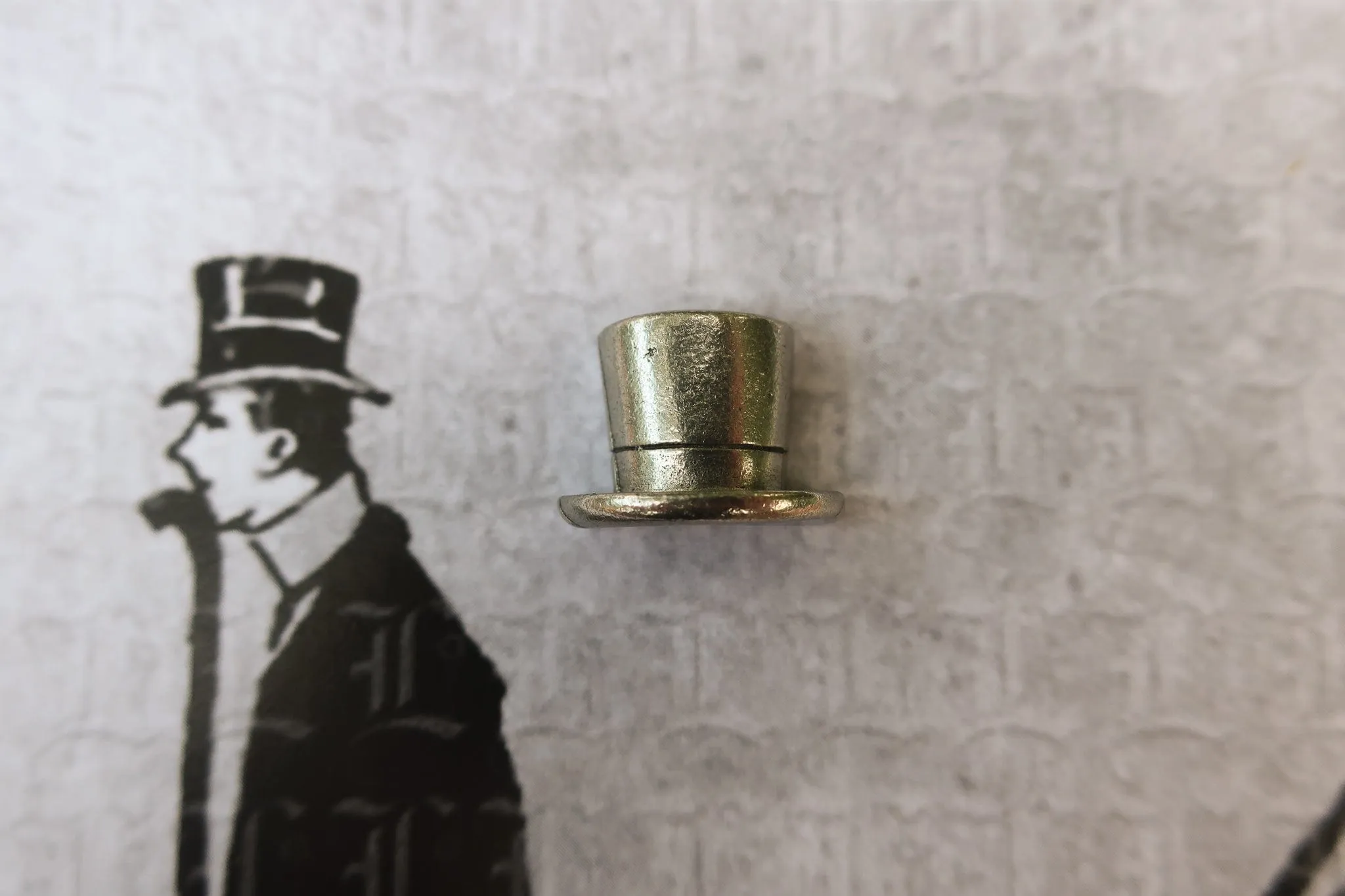 Top Hat Lapel Pin